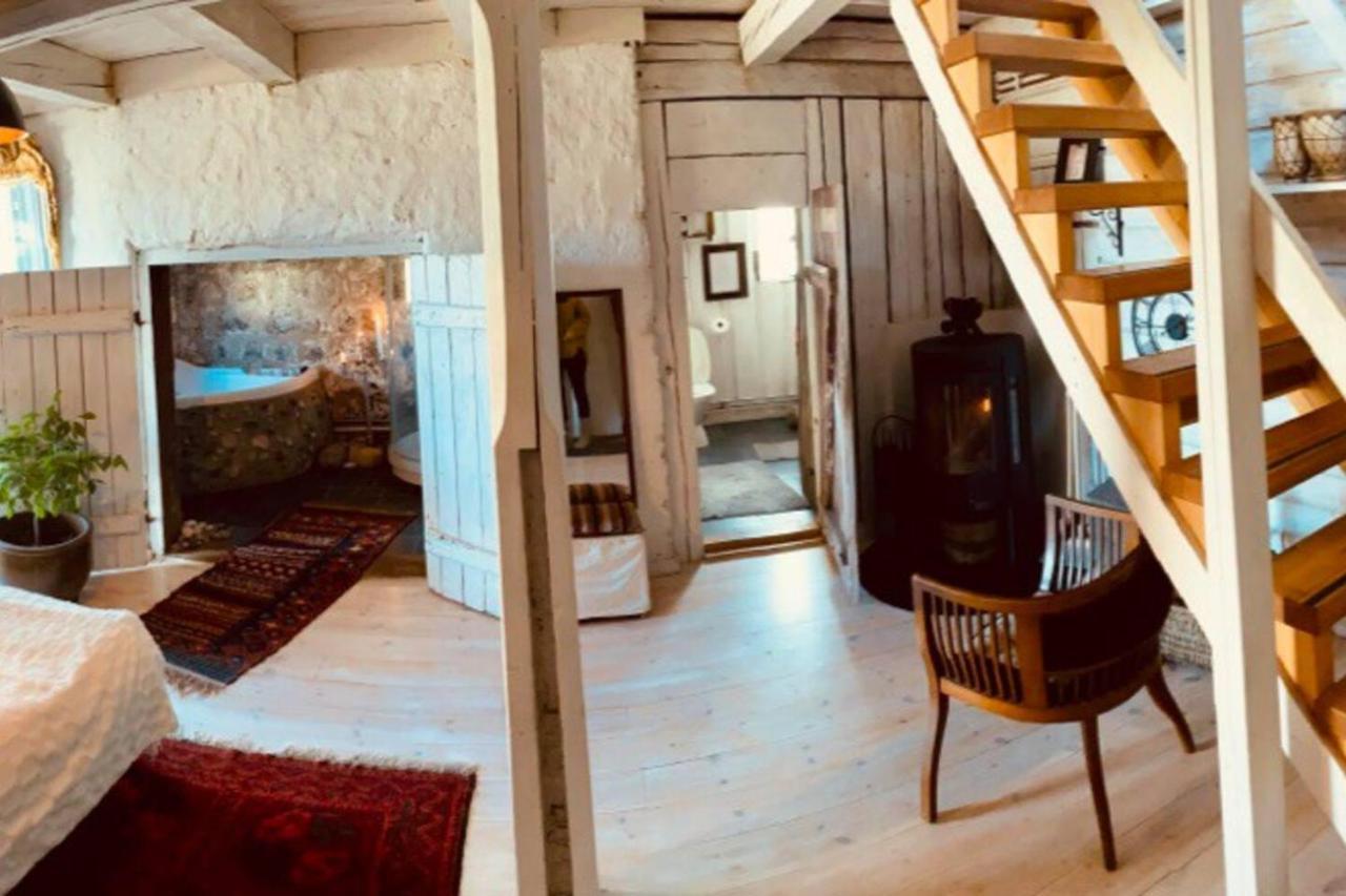 Romantic Spa Villa With Fireplace By The Lake Stjarnsund Екстер'єр фото
