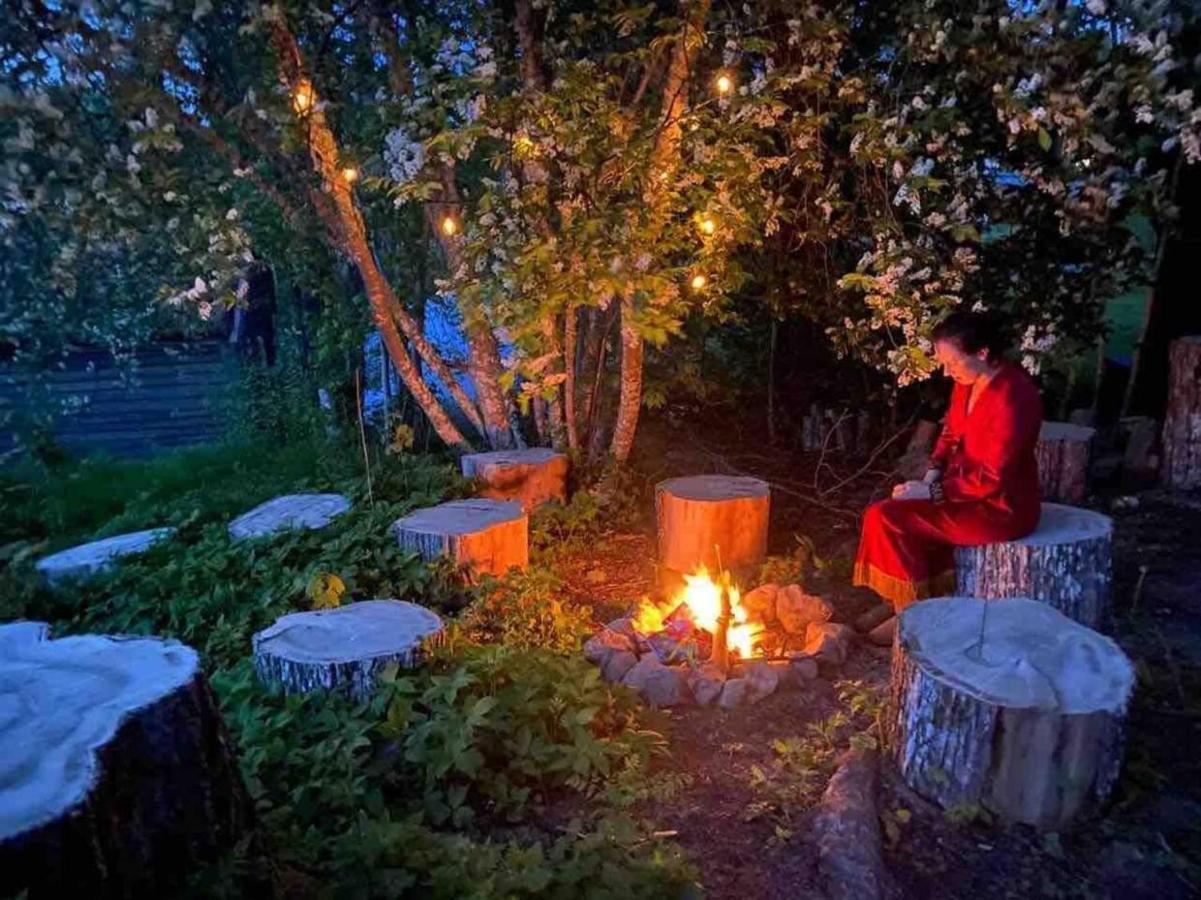 Romantic Spa Villa With Fireplace By The Lake Stjarnsund Екстер'єр фото